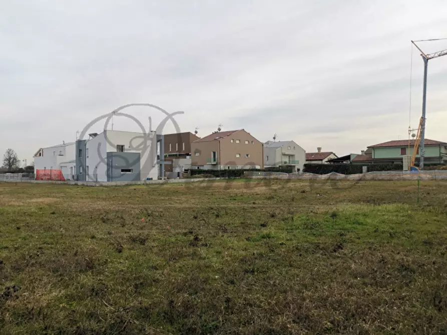 Immagine 4 di Terreno in vendita  in VIA CAVIN CASELLE a Santa Maria Di Sala