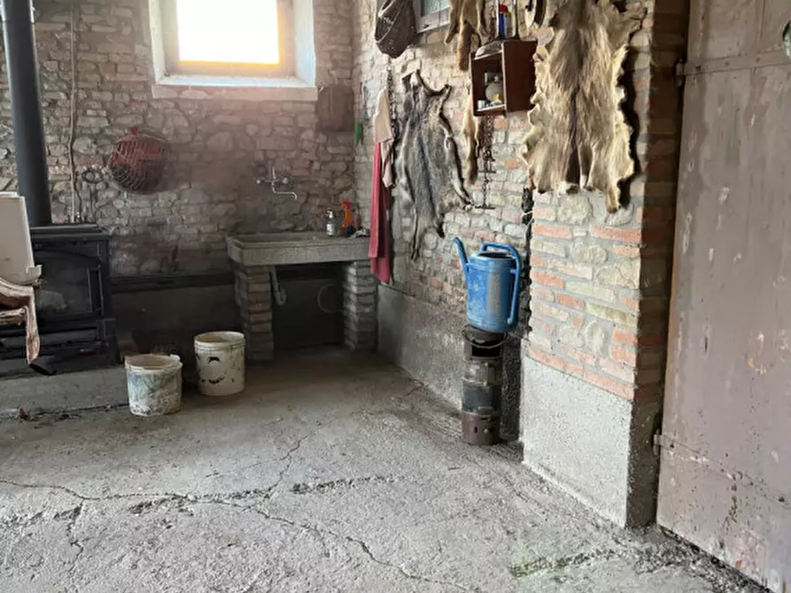 Immagine 33 di Rustico / casale in vendita  in Via San Vincenzo a Ostra