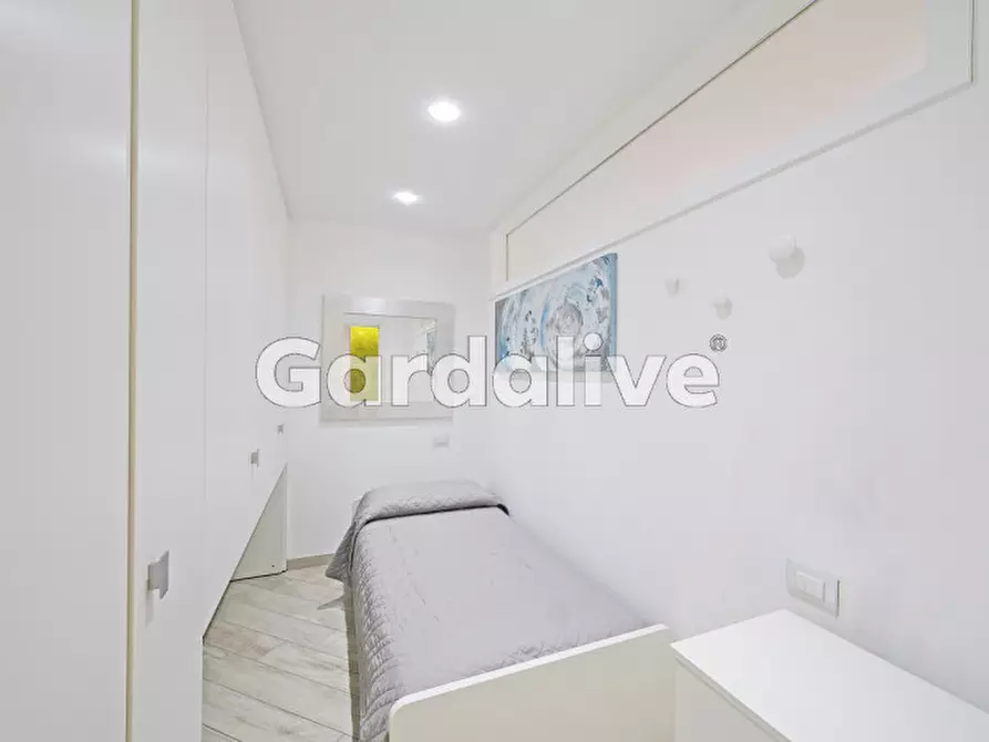 Immagine 20 di Appartamento in vendita  in Via Verona a Sirmione