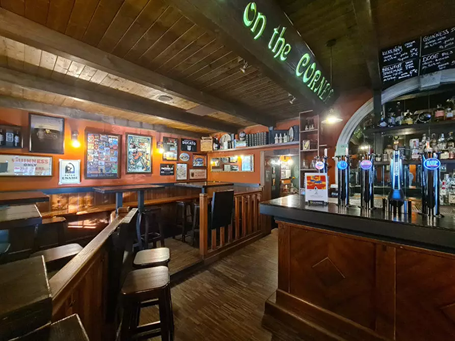 Immagine 7 di Attività commerciale in vendita  in Via Previtali a Abano Terme