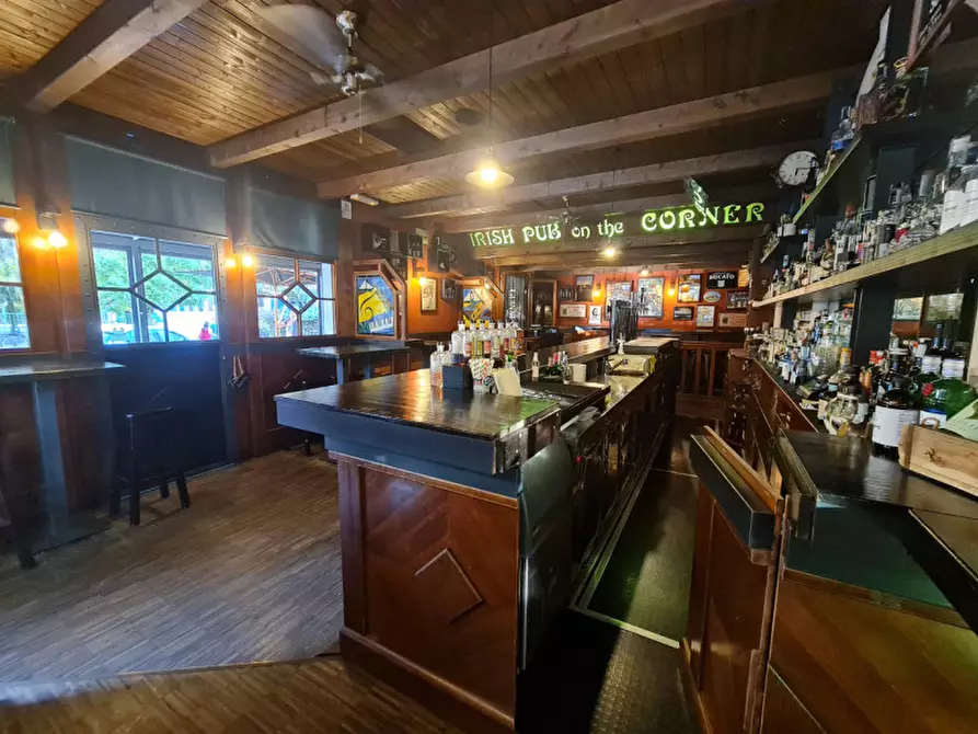 Immagine 12 di Attività commerciale in vendita  in Via Previtali a Abano Terme