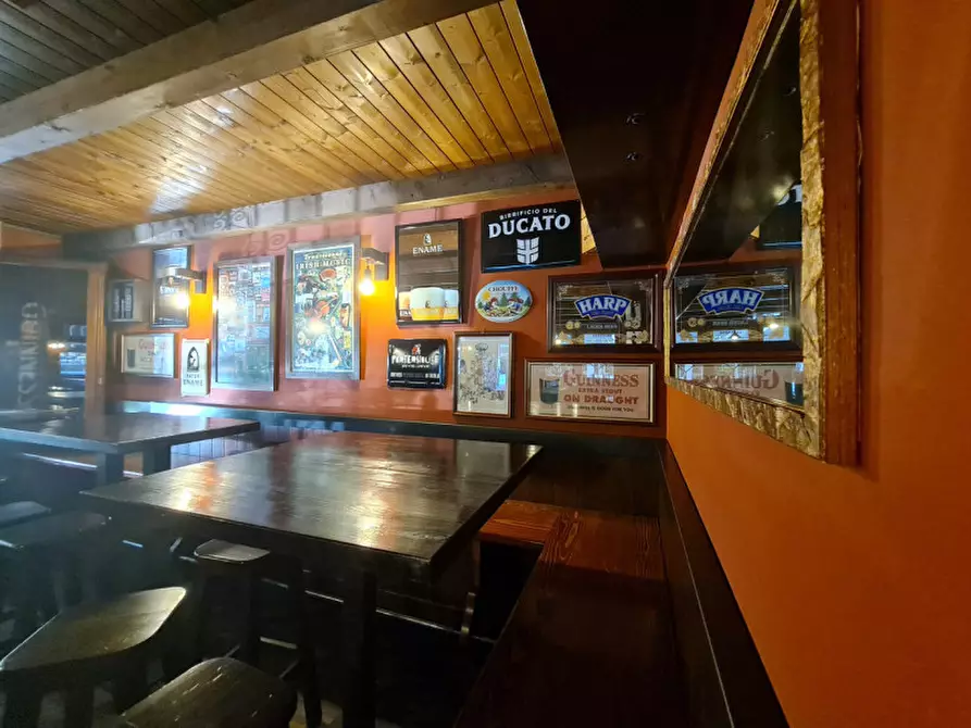 Immagine 18 di Attività commerciale in vendita  in Via Previtali a Abano Terme