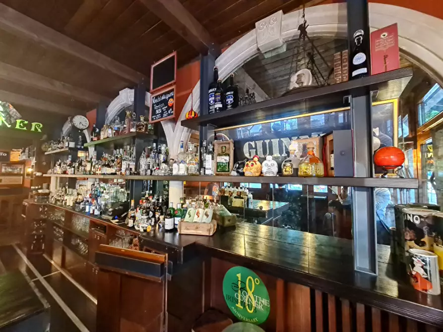 Immagine 22 di Attività commerciale in vendita  in Via Previtali a Abano Terme