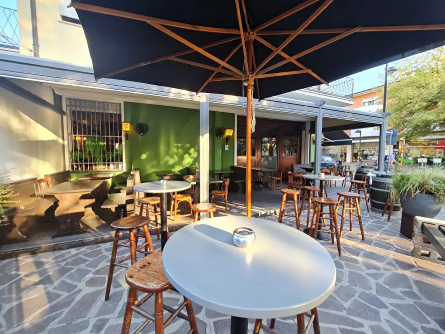 Immagine 26 di Attività commerciale in vendita  in Via Previtali a Abano Terme