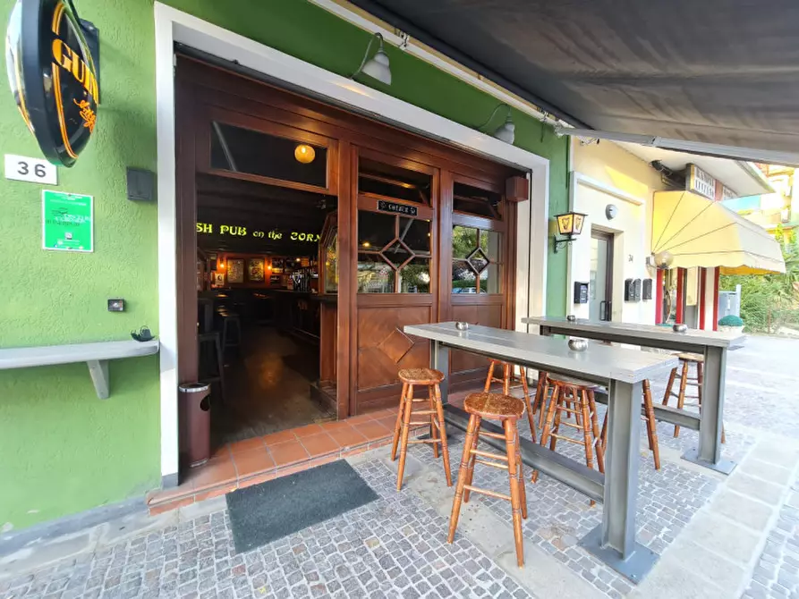 Immagine 35 di Attività commerciale in vendita  in Via Previtali a Abano Terme