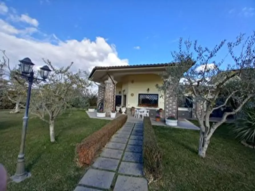 Immagine 7 di Villa in vendita  in via bologna a Fiano Romano