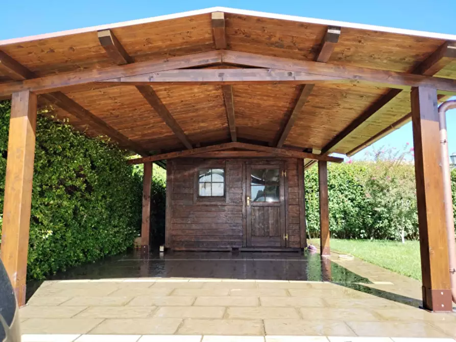 Immagine 49 di Villa in vendita  in via bologna a Fiano Romano