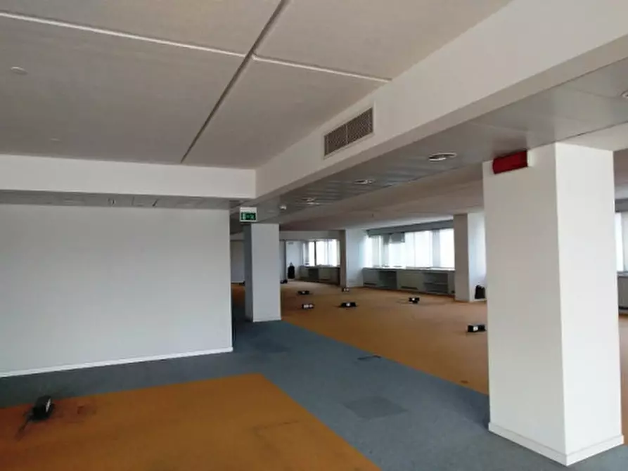 Immagine 2 di Ufficio in affitto  in STRADA 1 a Assago