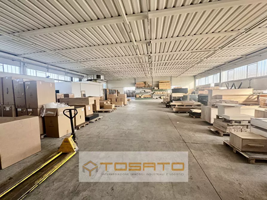 Immagine 3 di Capannone industriale in affitto  a Isola Rizza