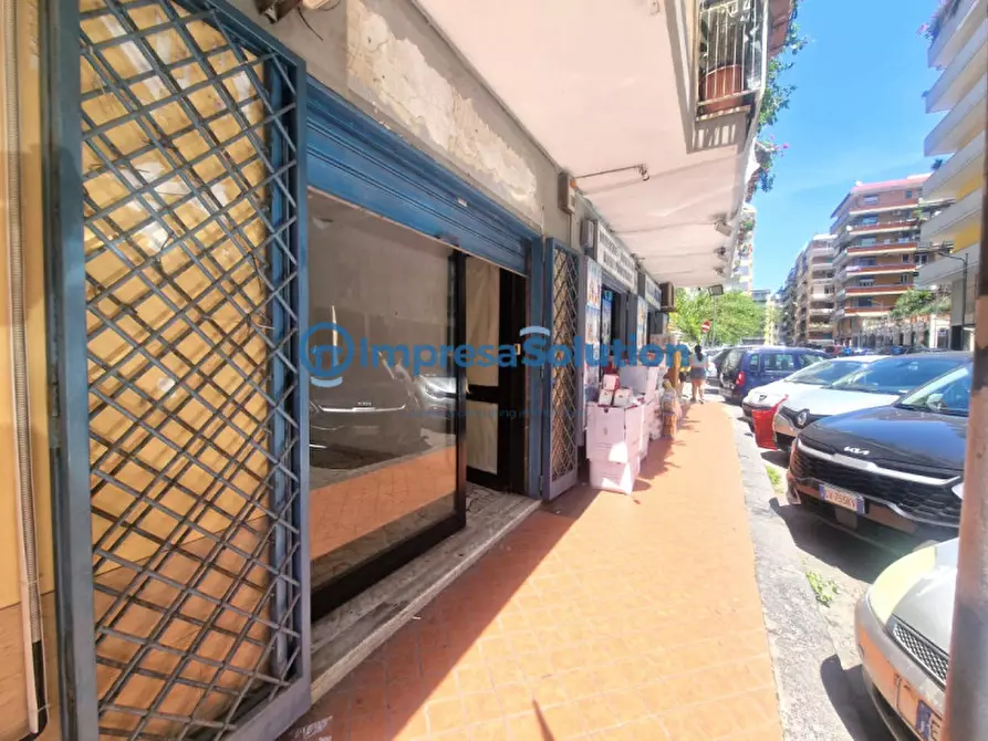 Immagine 5 di Negozio in affitto  in Via Onofrio Fragnito a Napoli