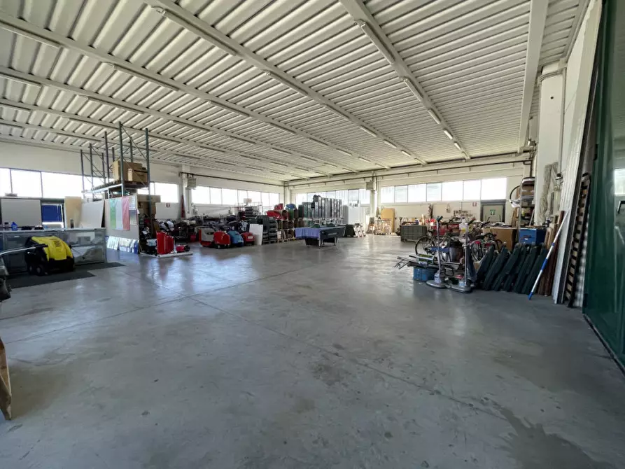 Immagine 27 di Casa indipendente in vendita  in via dell'artigianato a Granze