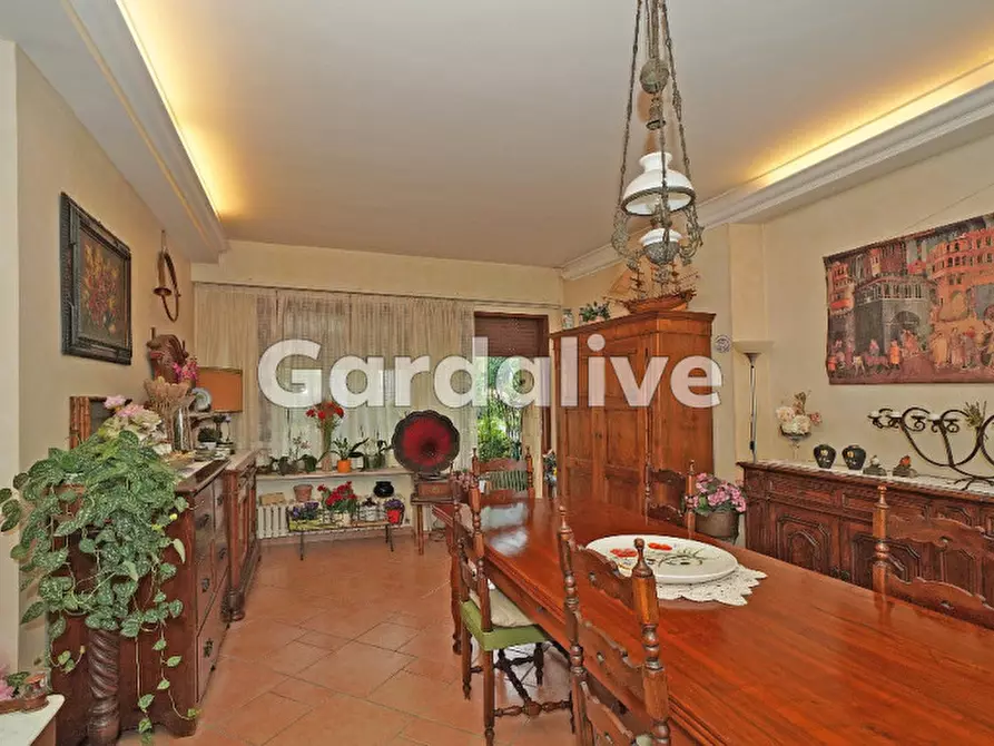 Immagine 7 di Attico in vendita  a Gardone Riviera