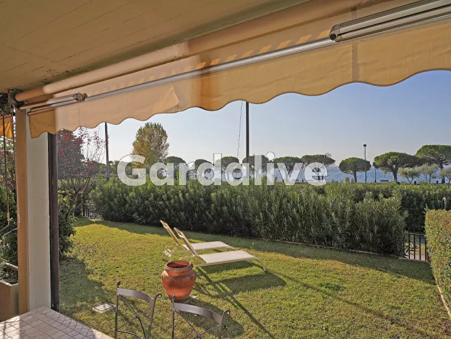 Immagine 1 di Appartamento in vendita  a Toscolano-Maderno