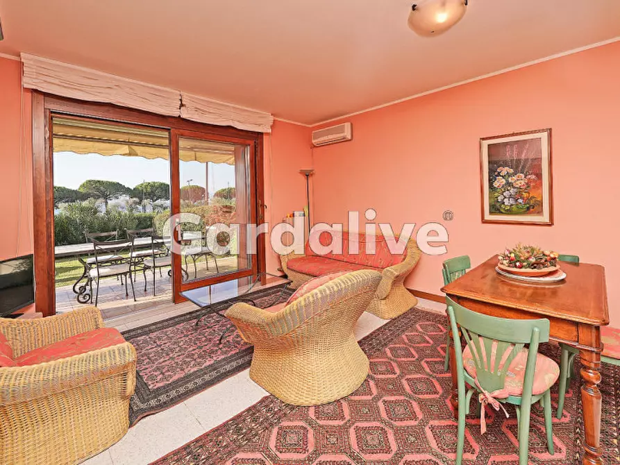 Immagine 4 di Appartamento in vendita  a Toscolano-Maderno