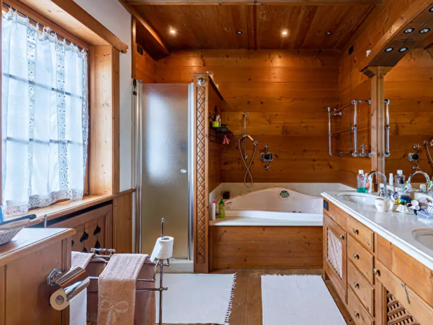 Immagine 15 di Appartamento in vendita  in Via Brigata Piemonte a Asiago