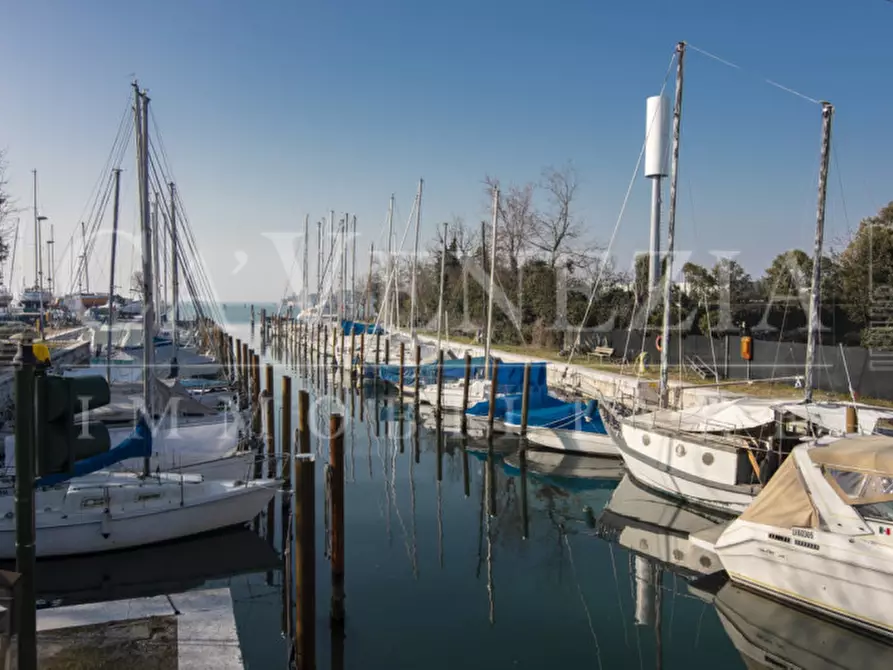 Immagine 5 di Villetta a schiera in vendita  in Fondamenta della Madonna a Venezia