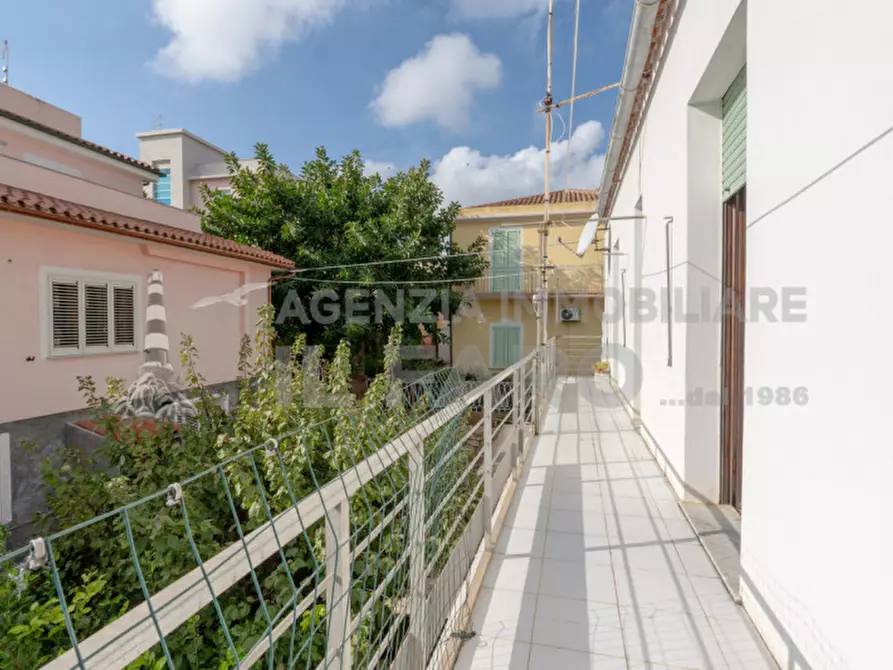 Immagine 1 di Appartamento in vendita  in Via Ammiraglio Magnaghi a La Maddalena