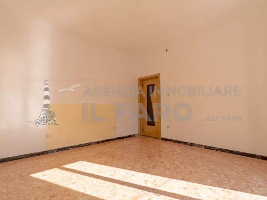 Immagine 11 di Appartamento in vendita  in Via Ammiraglio Magnaghi a La Maddalena