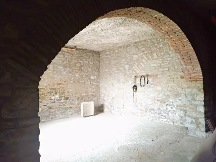 Immagine 3 di Casa indipendente in vendita  in Via del perna a Passignano Sul Trasimeno