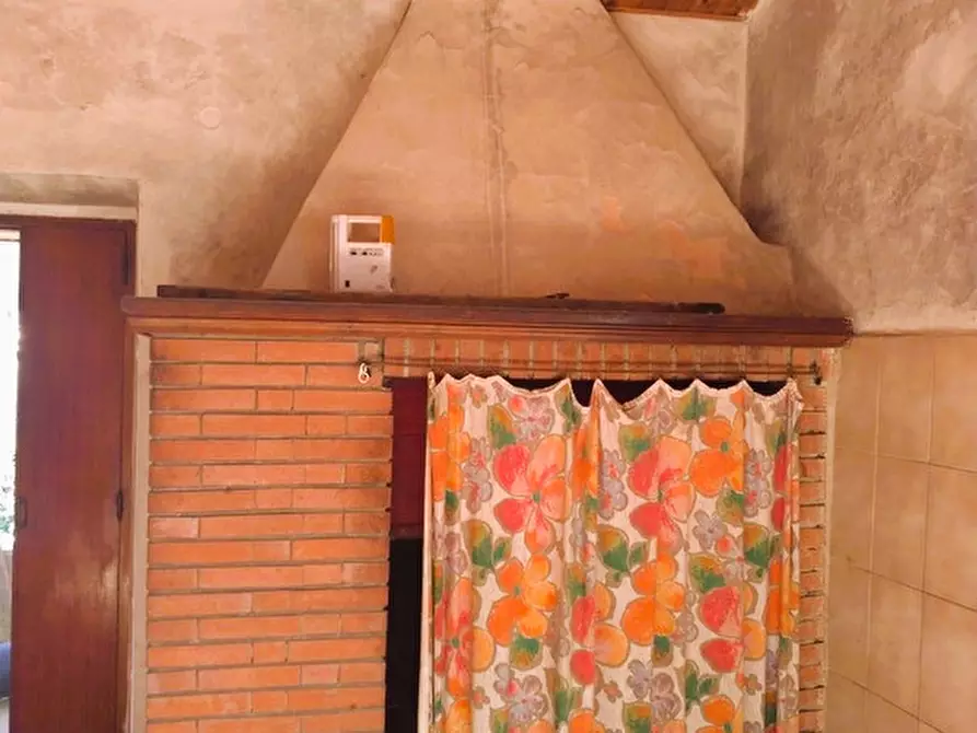 Immagine 7 di Casa indipendente in vendita  in Via del perna a Passignano Sul Trasimeno