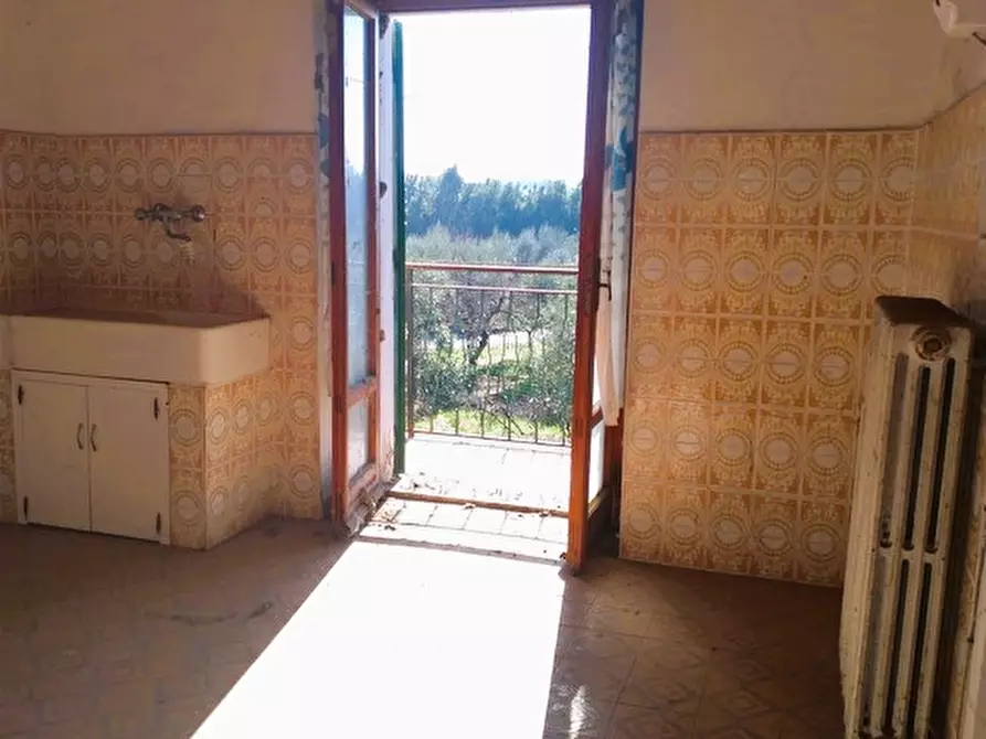 Immagine 8 di Casa indipendente in vendita  in Via del perna a Passignano Sul Trasimeno