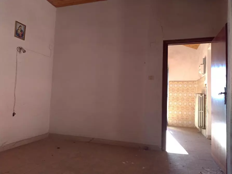 Immagine 13 di Casa indipendente in vendita  in Via del perna a Passignano Sul Trasimeno