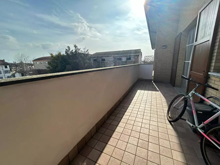 Immagine 6 di Appartamento in vendita  in Via Cantarana a Sorbolo Mezzani