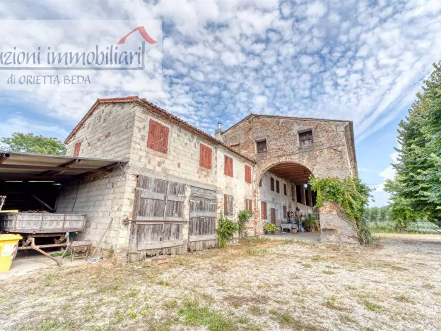 Immagine 3 di Rustico / casale in vendita  in Via San Michele Arcangelo a Mestrino