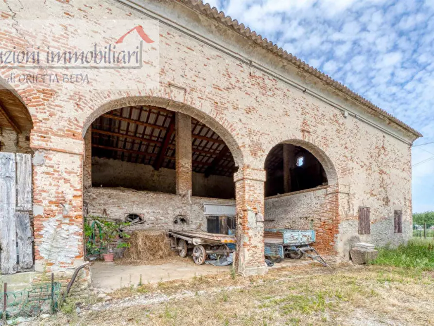 Immagine 6 di Rustico / casale in vendita  in Via San Michele Arcangelo a Mestrino