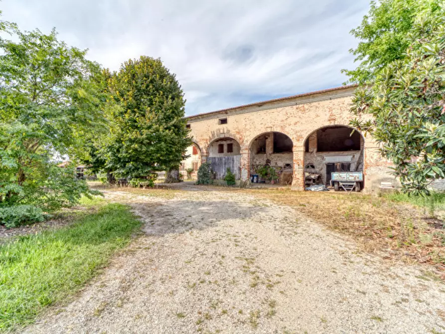 Immagine 15 di Rustico / casale in vendita  in Via San Michele Arcangelo a Mestrino