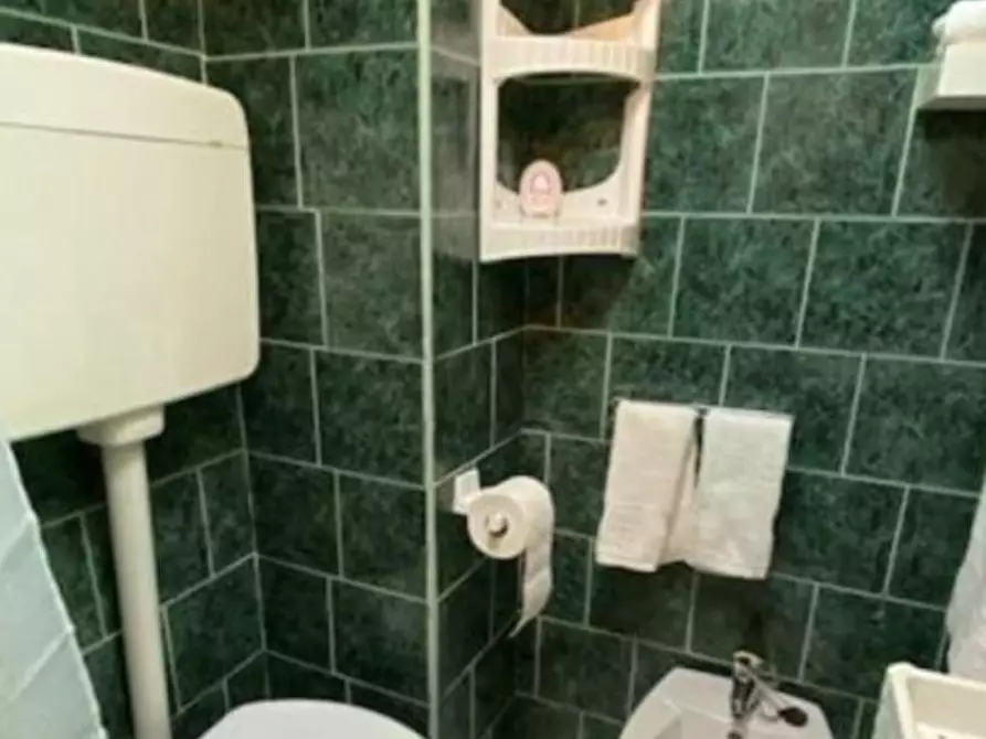 Immagine 11 di Appartamento in affitto  in Vico banchi nuovi a Napoli