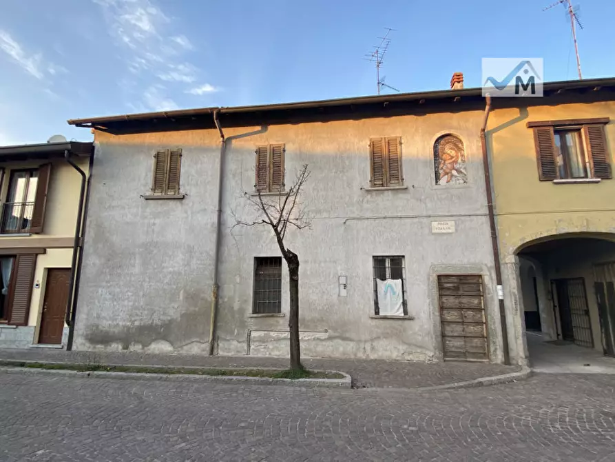 Immagine 1 di Rustico / casale in vendita  in PIAZZA ITALIA 2 a Seveso