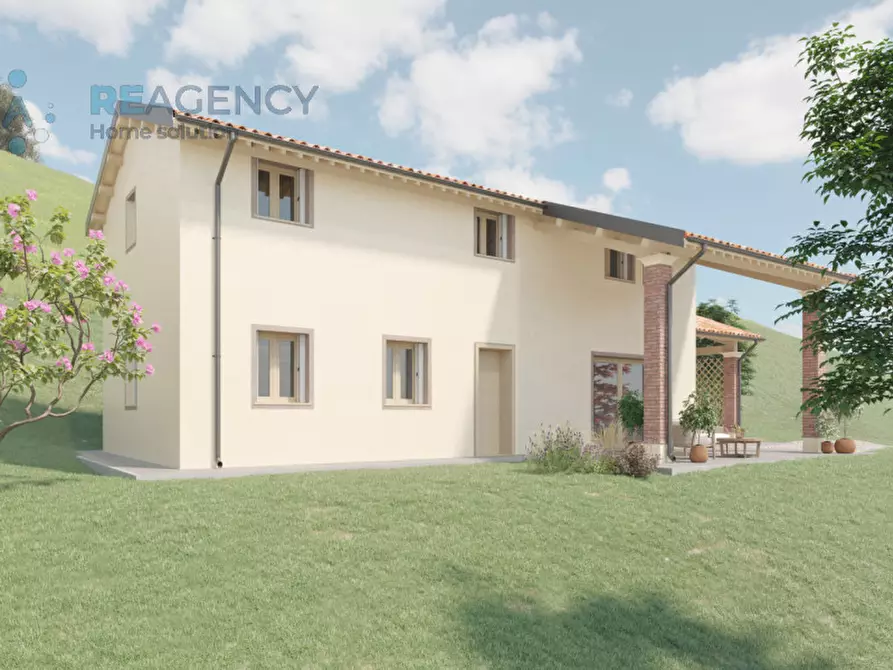 Immagine 1 di Villa in vendita  in via lovara a Trissino