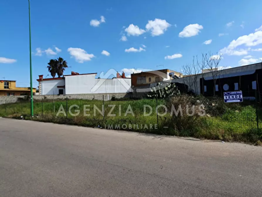 Immagine 2 di Terreno in vendita  in Via F. Baracca a Racale