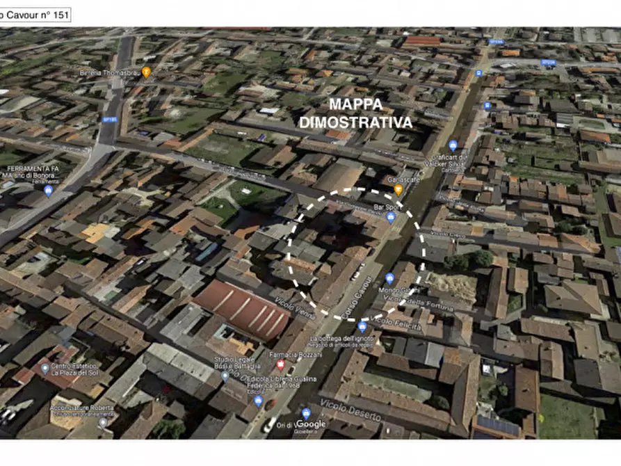 Immagine 9 di Negozio in vendita  in corso Cavour n° 151 a Garlasco