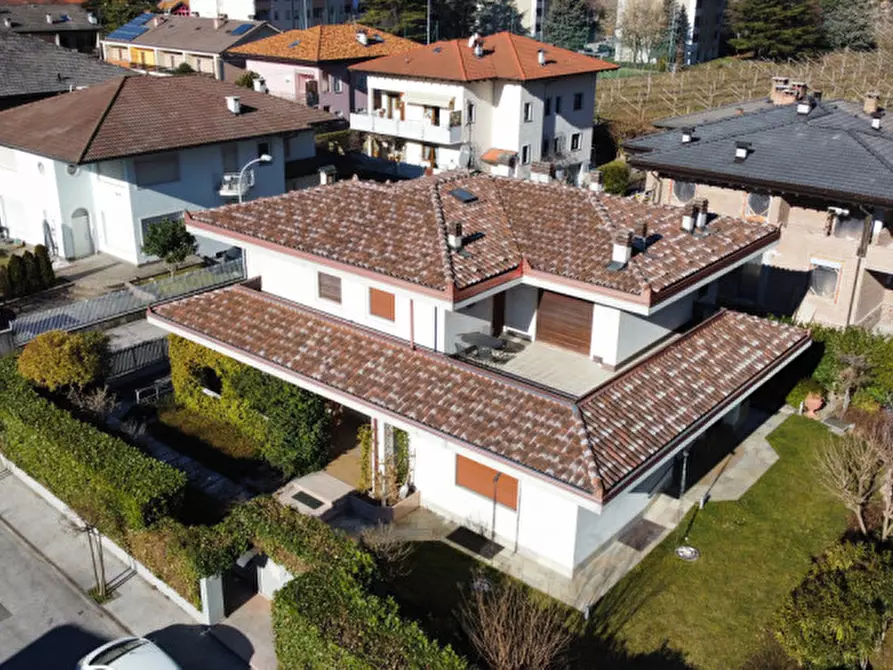 Immagine 1 di Villa in vendita  in via Rotaliana a Mezzolombardo
