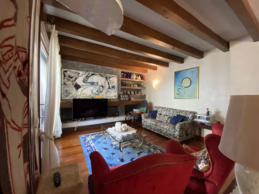 Immagine 10 di Villa in vendita  in via Rotaliana a Mezzolombardo