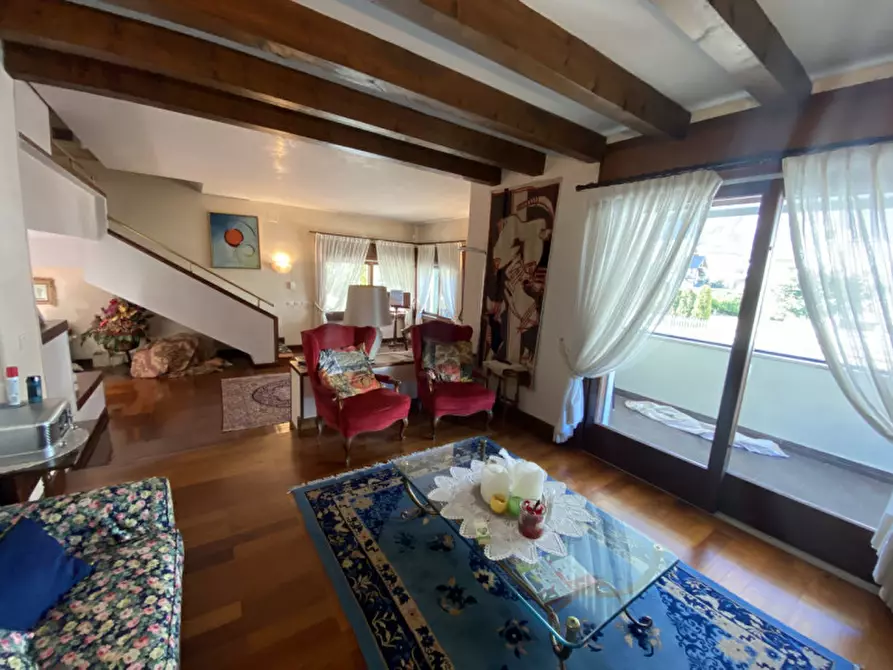 Immagine 12 di Villa in vendita  in via Rotaliana a Mezzolombardo