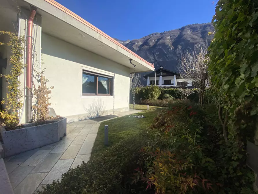 Immagine 40 di Villa in vendita  in via Rotaliana a Mezzolombardo