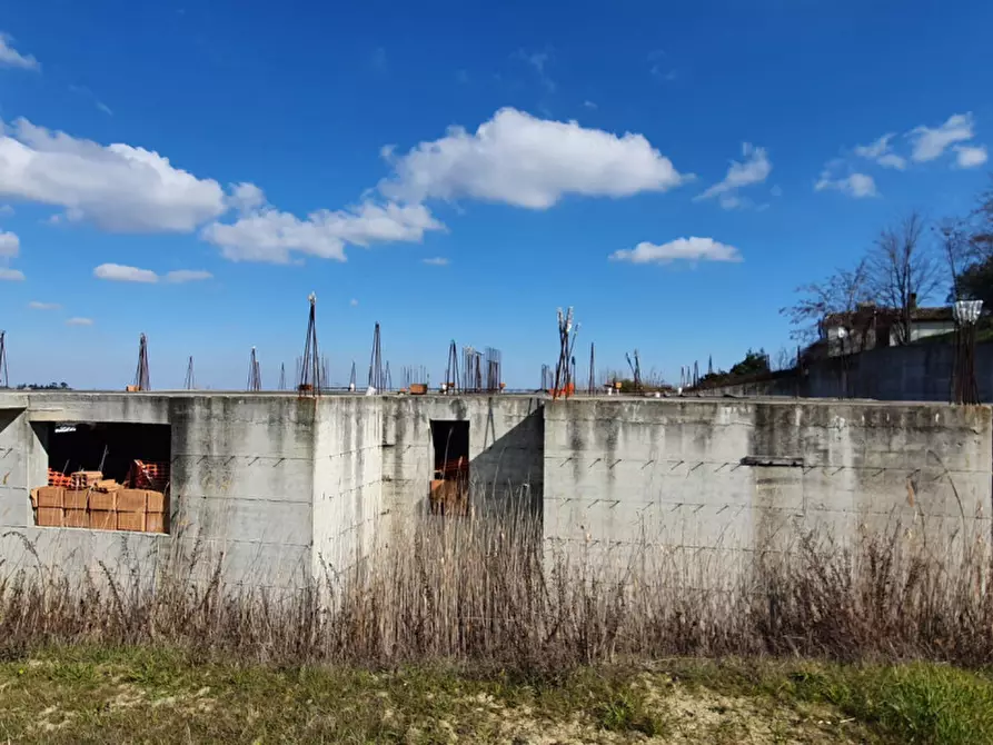 Immagine 4 di Casa trifamiliare in vendita  in VIA COMANDINI a Roncofreddo