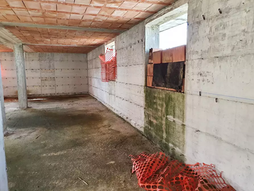 Immagine 7 di Casa trifamiliare in vendita  in VIA COMANDINI a Roncofreddo