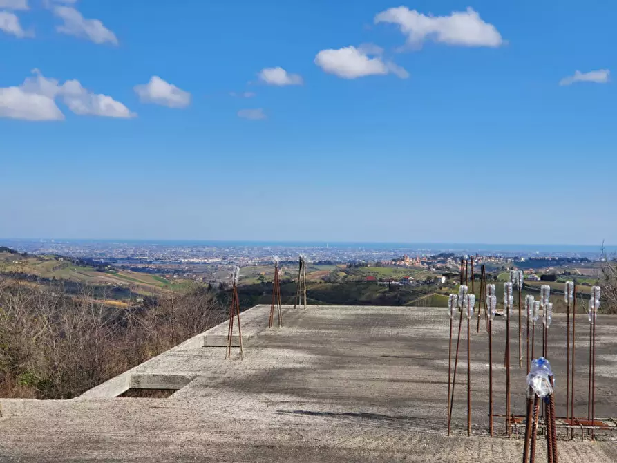 Immagine 12 di Casa trifamiliare in vendita  in VIA COMANDINI a Roncofreddo