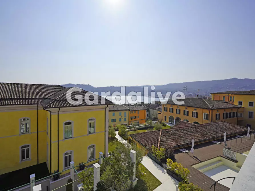 Immagine 4 di Villa in vendita  in Via Brunati 17 a Salò