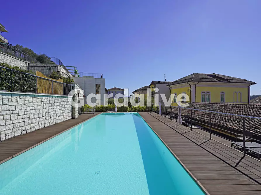 Immagine 7 di Villa in vendita  in Via Brunati 17 a Salò