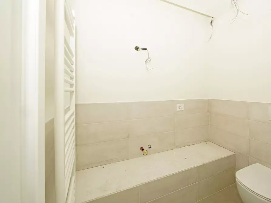 Immagine 11 di Villa in vendita  in Via Brunati 17 a Salò