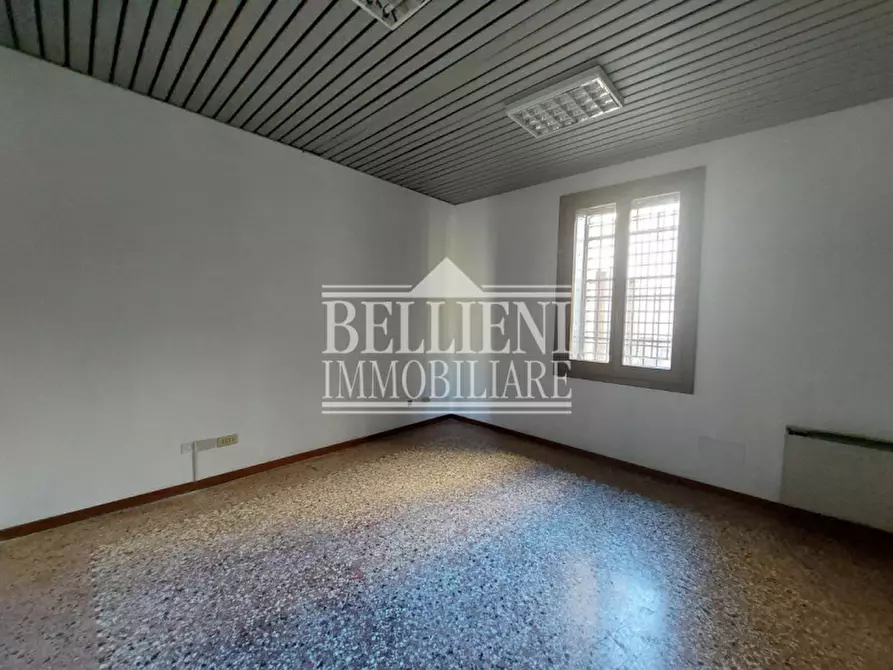 Immagine 14 di Ufficio in affitto  in Piazzale Giuseppe Giusti a Vicenza