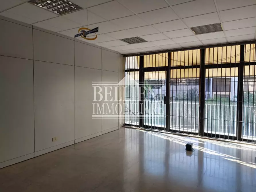 Immagine 16 di Ufficio in affitto  in Piazzale Giuseppe Giusti a Vicenza