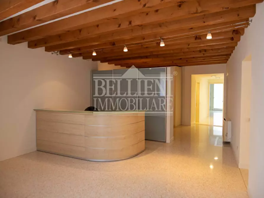 Immagine 2 di Ufficio in affitto  in Contrà dei Burci a Vicenza