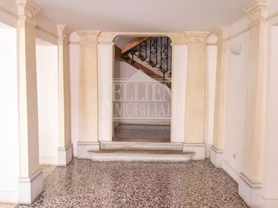 Immagine 22 di Ufficio in affitto  in Contrà dei Burci a Vicenza