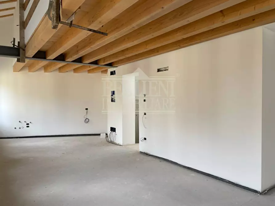 Immagine 22 di Attico in vendita  in Contrà Santa Chiara a Vicenza